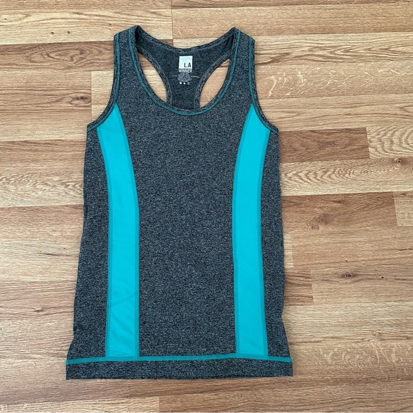 L.A Winner Racer Back Athletic Tank Top Grey & Green Size S NWOT - Picture 6 of 6